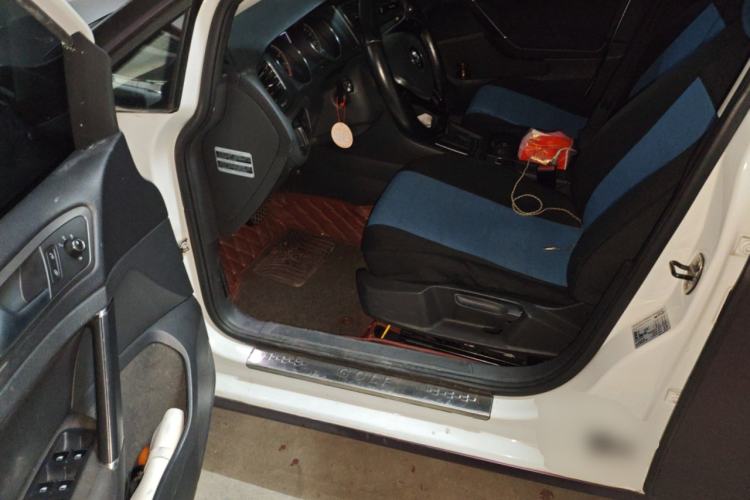 Used Volkswagen Golf 2015 1.4TSI Automatic Comfort Model
