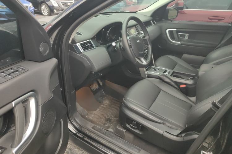 Used Land Rover Discovery Sport 2018 240 PS SE Version Driver Seat