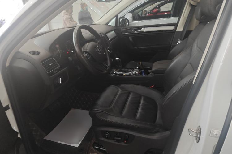 Used Volkswagen Touareg 2016 3.0 TSI Ignis Edition
