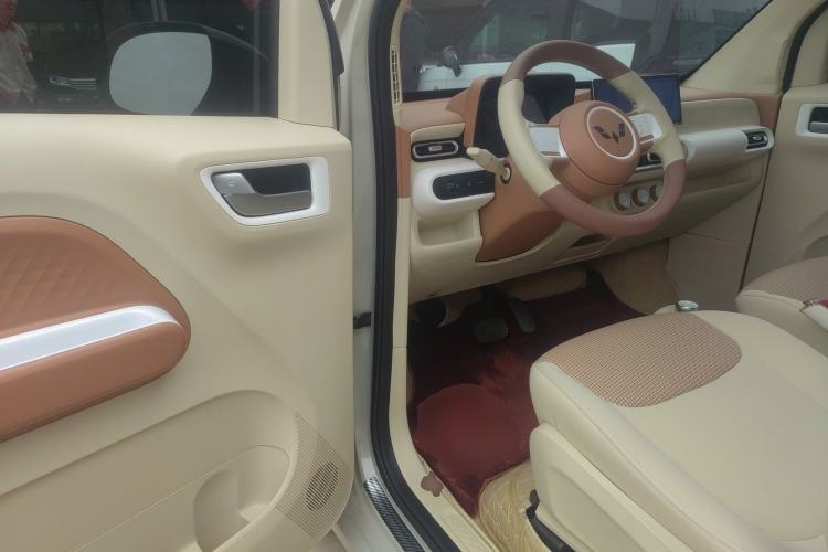 Used Wuling Hongguang MINIEV 2024 3rd Generation 215km Youth Edition
