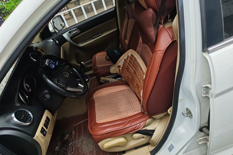 Used Haval H6 2011 2.0L Manual Two-Wheel Drive Elite Version
