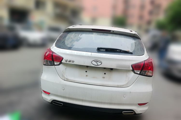 Used Soueast V6 Lingshi 2014 1.5L Manual Luxury Edition for Women Rear