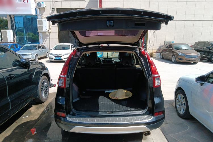 Used Honda CR-V 2015 2.0L two-wheel drive urban version