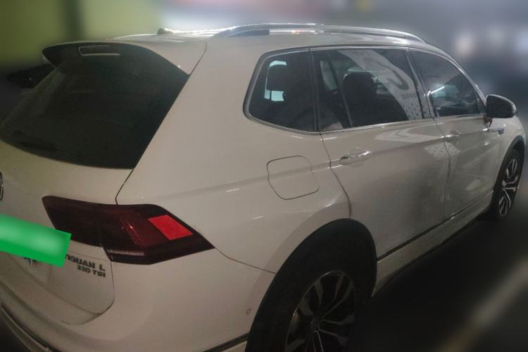 Used Volkswagen Tiguan L 2019 330TSI Automatic Two-Wheel Drive R-Line Flagship Model China VI Standard