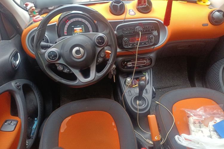 Used smart forfour 2016 1.0L 52 kW Passion Edition