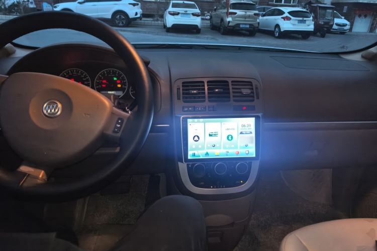 Used Buick GL8 2014 2.4L Classic Edition