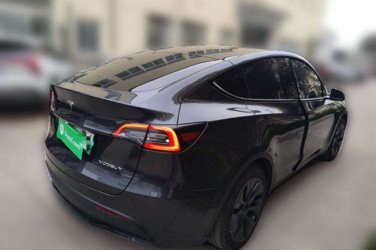Used Tesla Model Y 2024 Rear-Wheel-Drive Version
