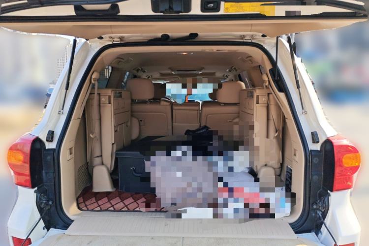 Used Toyota Land Cruiser 2012 4.6L Automatic VX-R
