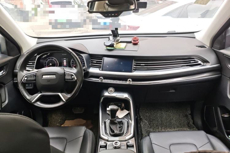Used Haval H6 2017 Red-Label 1.5T Automatic Two-Wheel Drive Smart Edition Center Console