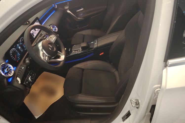 Used Mercedes-Benz A-Class 2021 A 200 L Sport Sedan Fashion Model
