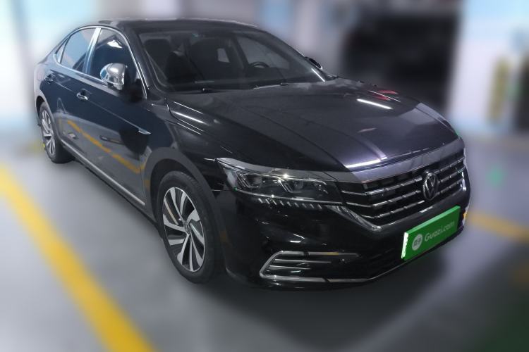 Used Volkswagen Passat New Energy 2020 430 PHEV Hybrid Luxury Edition China VI Standard Front Right 45 Deg