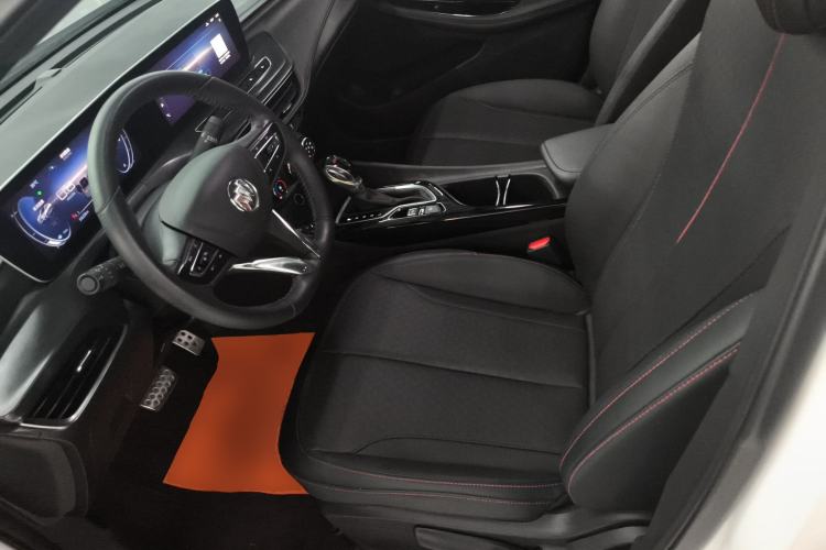 Used Buick Verano 2022 Pro GS Wind-Chasing Edition Left Front Seat