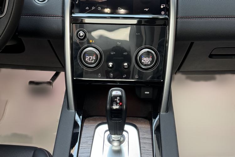 Used Land Rover Discovery Sport 2022 Revised Version 249 PS R-Dynamic S Performance Edition 5 Seats
