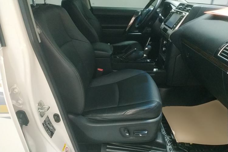 Used Toyota Prado 2018 3.5L Automatic VX NAVI with Rear-Mounted Spare Tire
