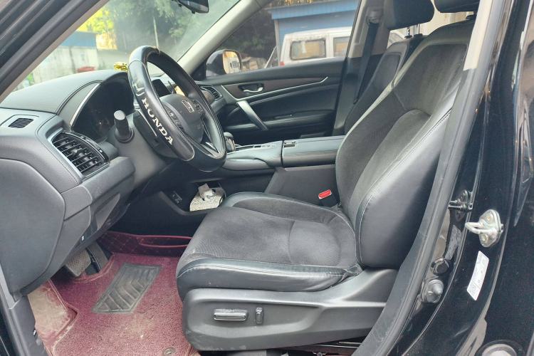 Used Honda Avancier 2019 240TURBO Two-Wheel Drive Elite Edition Left Front Seat