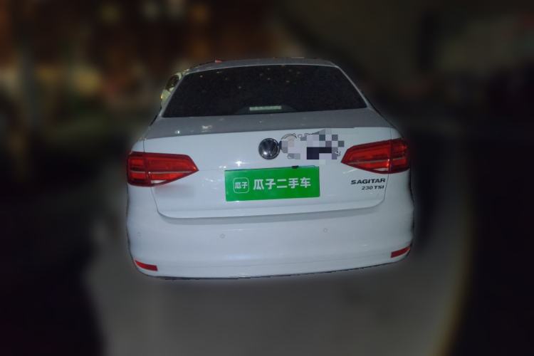 Used Volkswagen Sagitar 2015 230TSI Automatic Comfort Version