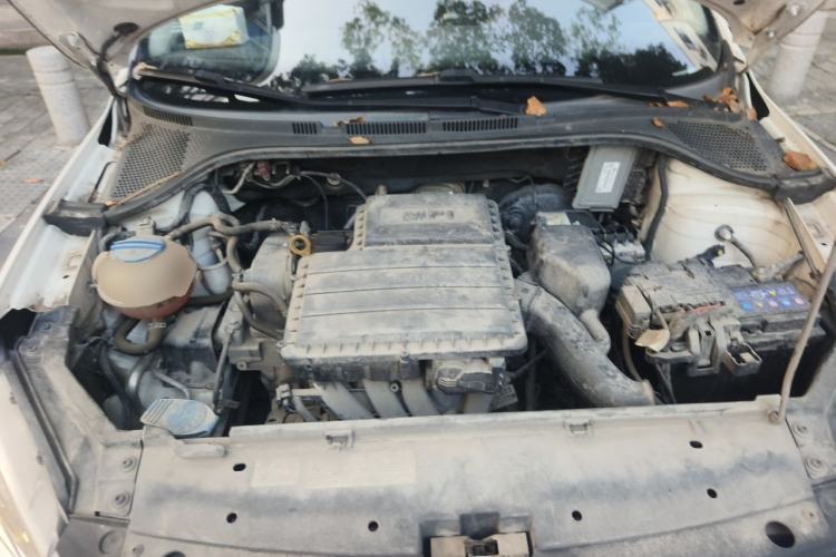 Used Volkswagen Santana 2015 1.6L Manual Comfort Edition