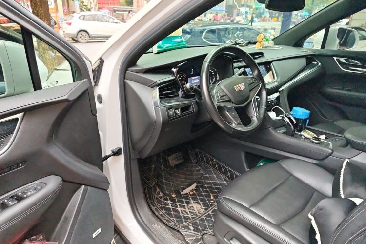 Used Cadillac XT5 2022 2.0T Two-Wheel Drive Luxury Version
