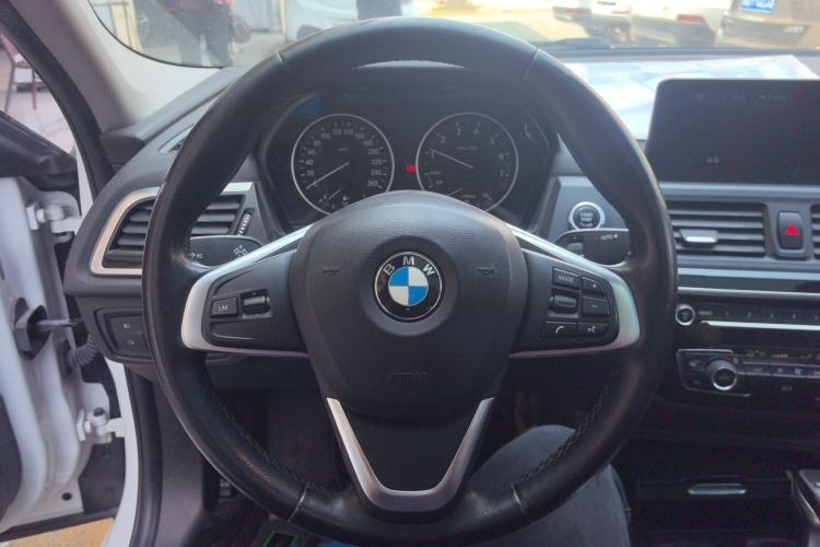 Used BMW 1 Series 2017 118i Design Package Model Steering Wheel
