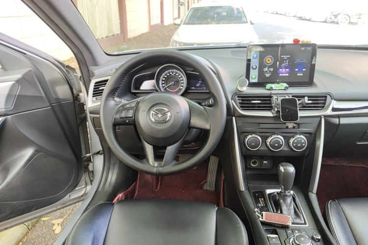 Used Mazda CX-4 2016 2.0L Automatic 2WD Blue Sky Dynamic Leather Edition