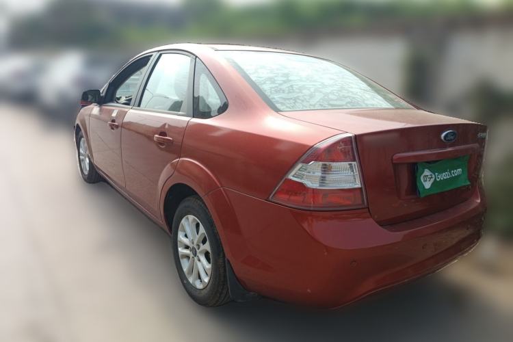 Used Ford Focus 2013 Sedan Classic 1.8L Automatic Base Model
