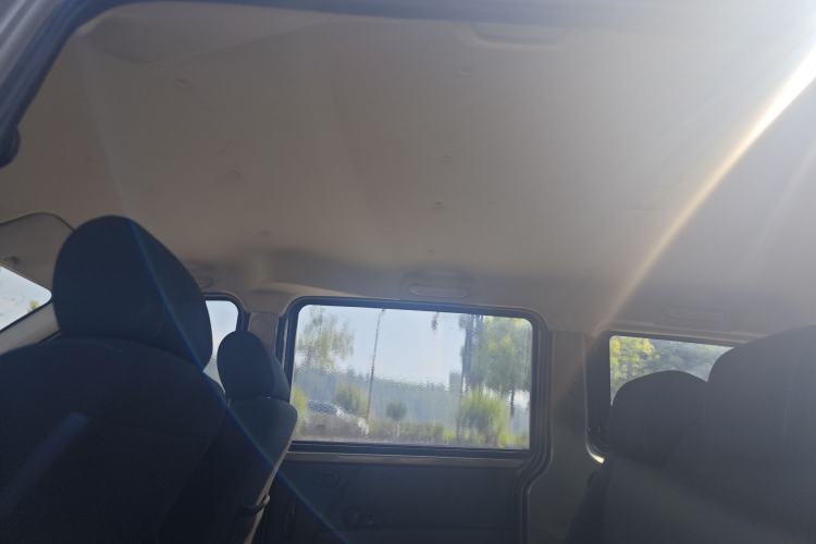 Used CHANGAN KAICHENG Ounuo S 2014 1.5L Base Version Interior 3