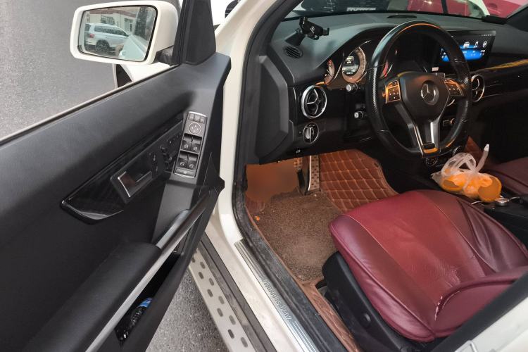 Used Mercedes-Benz GLK-Class 2015 GLK 260 4MATIC Fashion Edition Ultimate Version Driver Seat