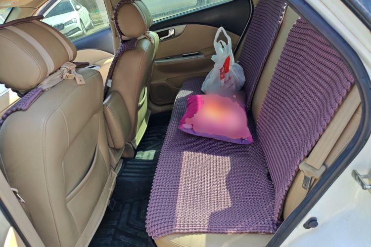 Used Buick Excelle 2013 1.5L Automatic Classic Model
