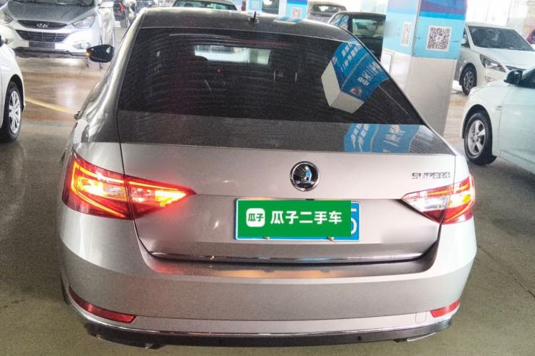 Used Skoda Superb 2018 TSI380 DSG Flagship Edition China V Standard Rear