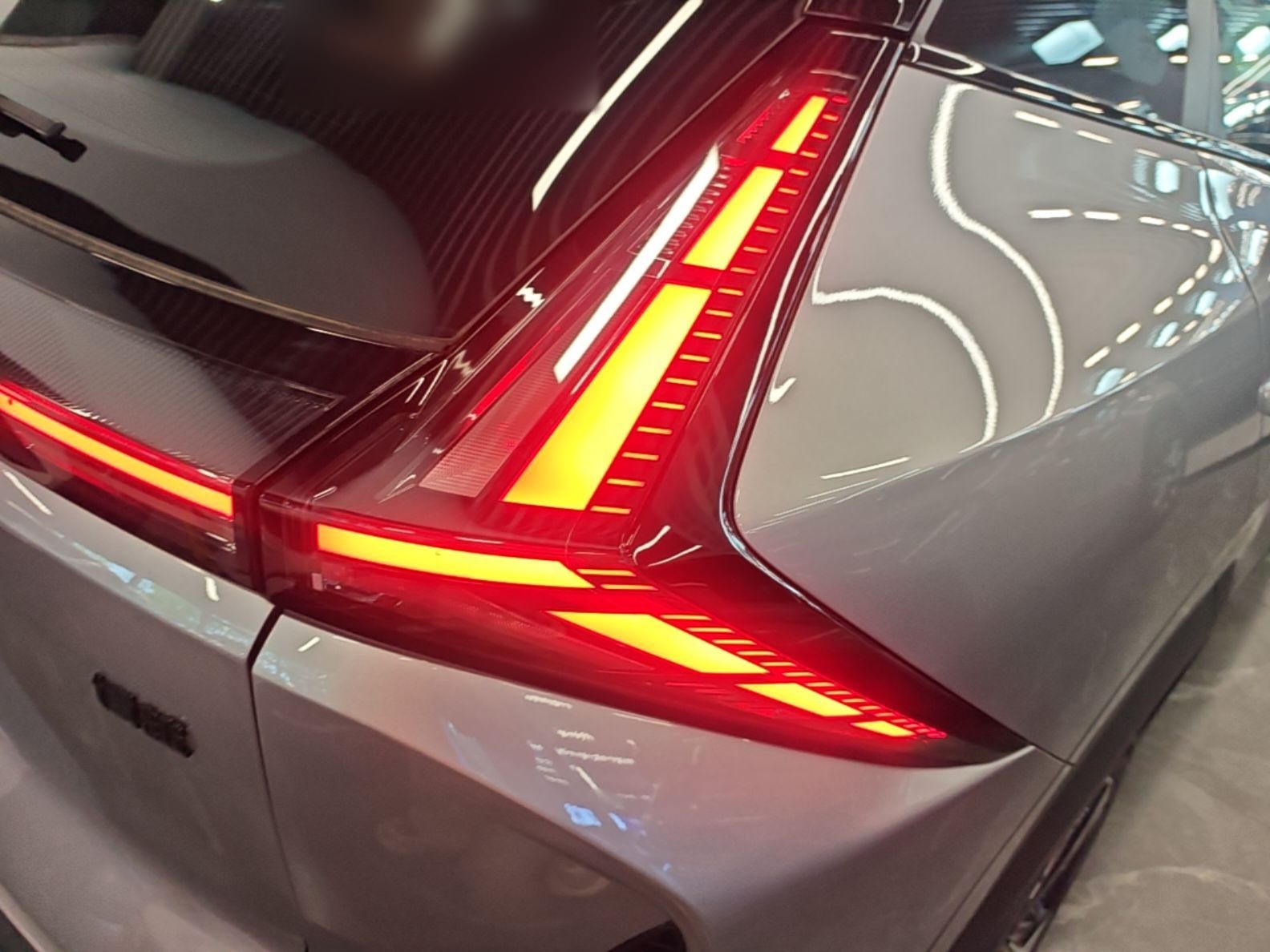 Geely Auto Emgrand X7 Sport 2026 Model 1.5TD Beloved — снимка 9