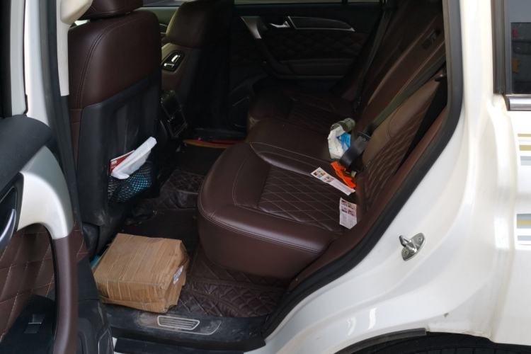 Used Haval H9 2020 2.0T Gasoline 4WD Premium Edition 5 Seats Left Rear Seat