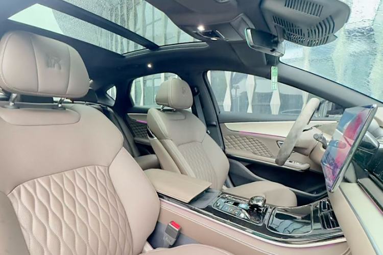 Used BYD Han 2024 EV Glory Edition 605KM Front-Wheel-Drive Premium Model