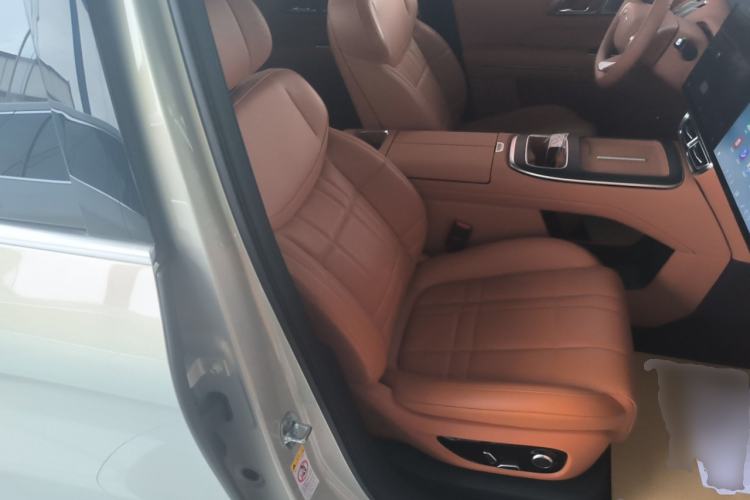 Used Deepal S09 2025 Four-Wheel Drive Ultra+ Custom Edition
