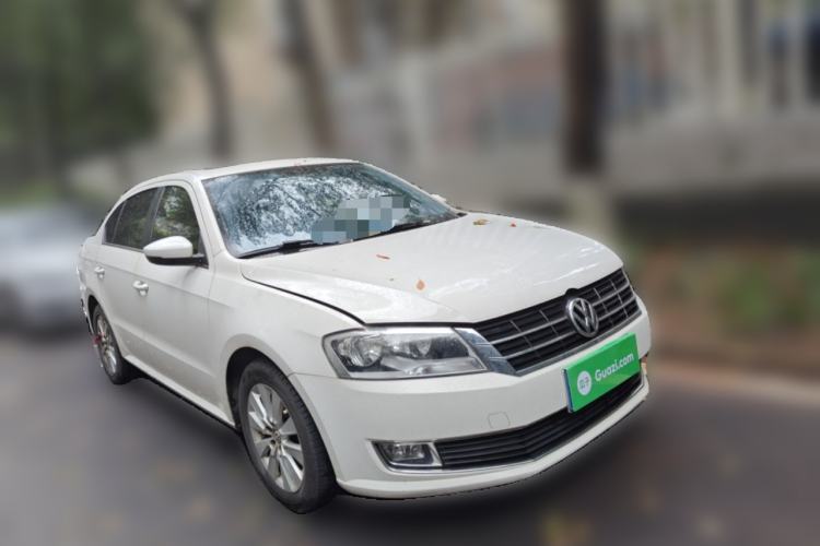 Used Volkswagen Lavida 2013 1.6L Manual Comfort Edition
