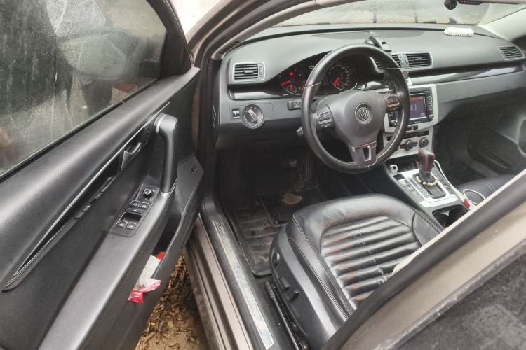 Used Volkswagen Magotan 2013 1.8TSI Luxury Model Driver Seat