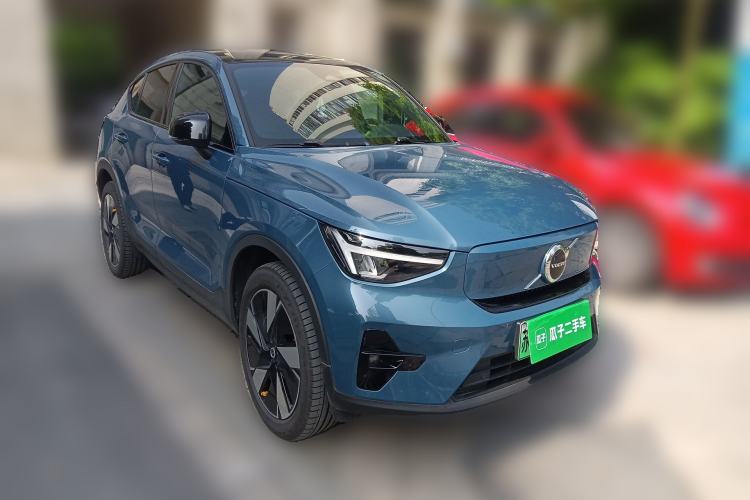 Used Volvo C40 2024 Long-Range Version