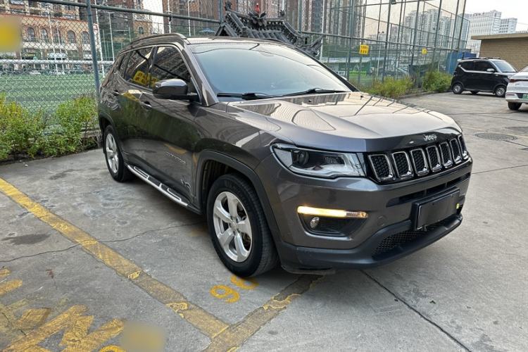 Used Jeep Compass 2017 200T Automatic Family Edition
