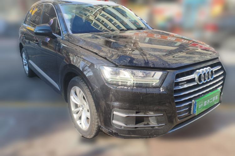 Used Audi Q7 2019 45 TFSI Comfort Model
