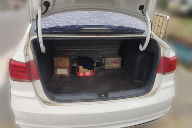 Used Volkswagen Santana 2016 1.6L Manual Fashion Edition
