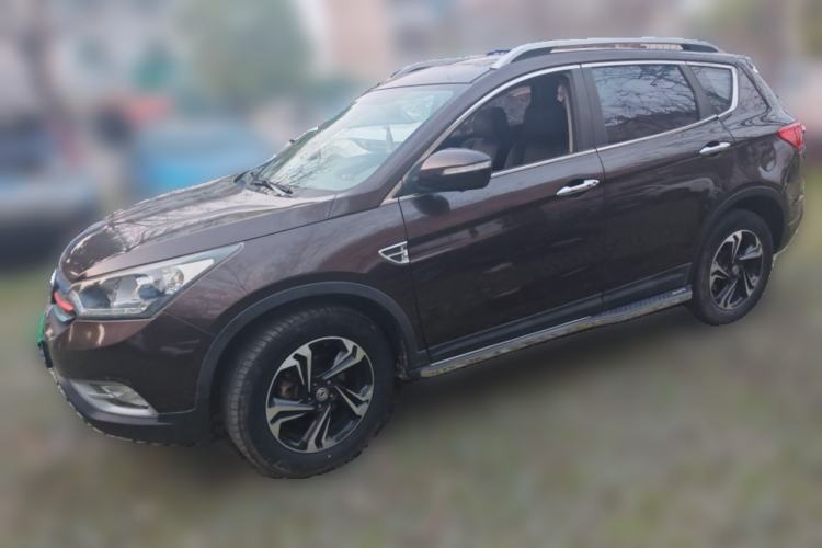 Used Dongfeng Aeolus AX7 2016 2.0L Automatic Zhiyi Trim
