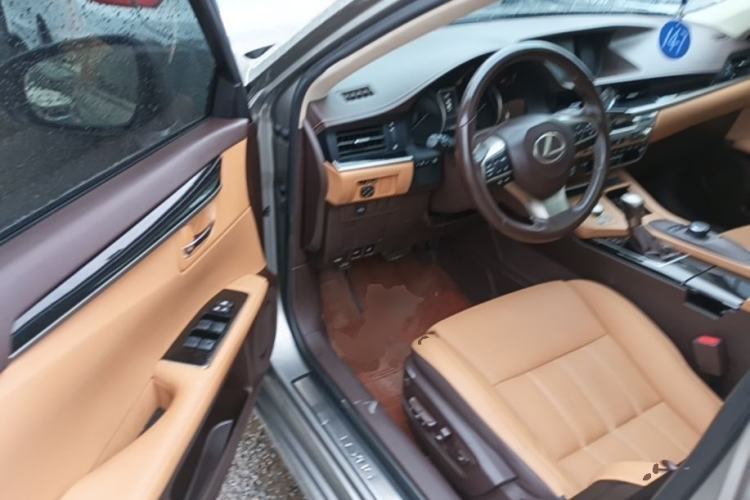 Used Lexus ES 2015 200 Elite Edition
