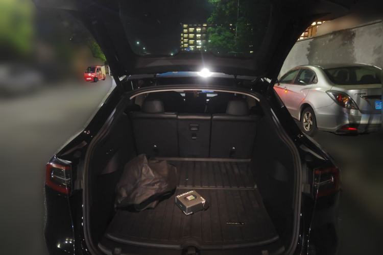 Used Tesla Model Y 2022 Rear-Wheel-Drive Version
