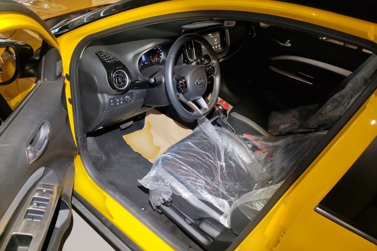 Used Kia kx1 Stonic 2021 1.4L CVT Fun & Sunroof Model Driver Seat