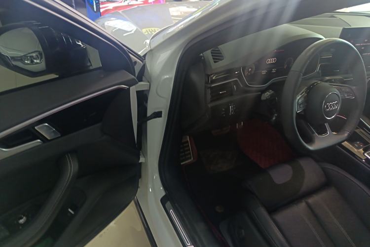 Used Audi A4L 2024 40 TFSI Luxury Dynamic Edition