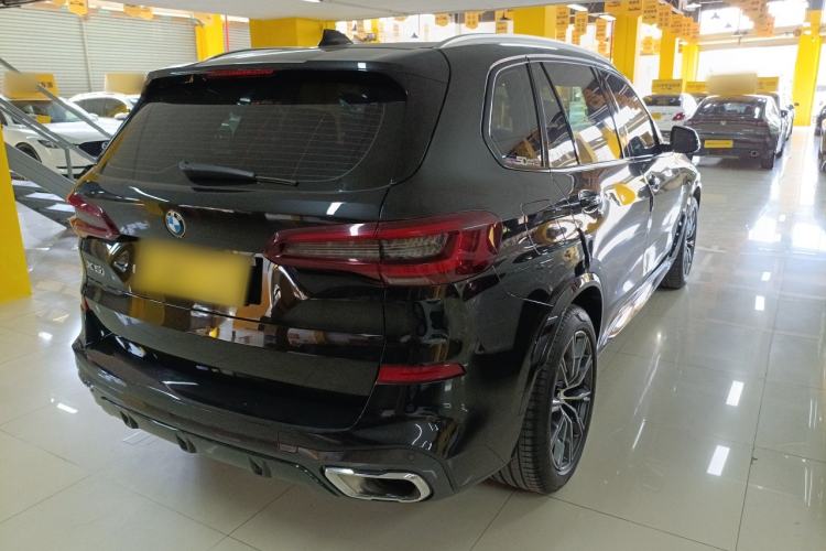 Used BMW X5 2022 Restyled xDrive 30Li Luxury Version M Sport Package