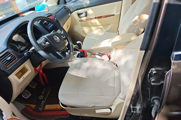 Used Dongfeng Fengon 330 2014 1.5L Manual Utility Version DK15 Left Front Seat