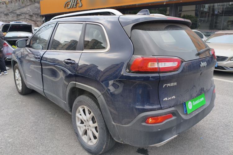 Used Jeep Cherokee 2016 2.4L Professional Smart Version Exterior 2