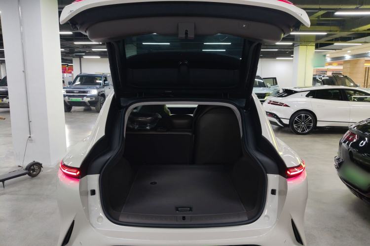 Used IM LS7 2024 90 kWh Max Elite Rear-Drive Version
