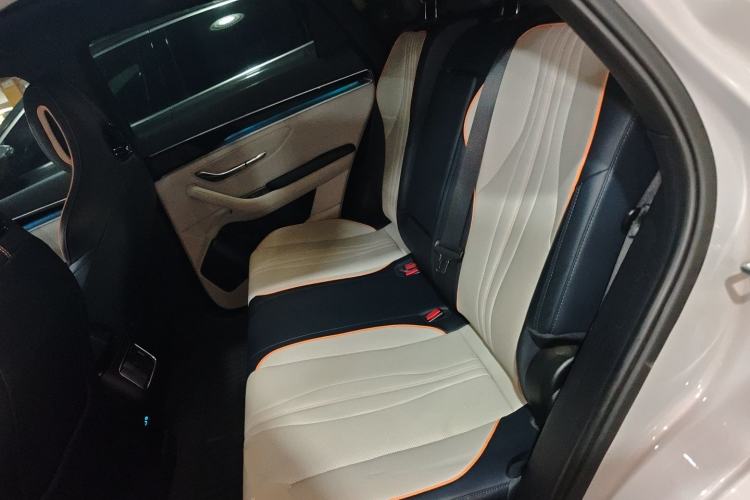 Used BYD Song PLUS New Energy 2024 HONOR Edition DM-i 150km Flagship PLUS Left Rear Seat