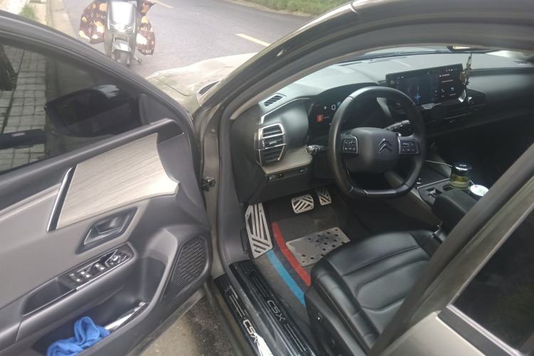 Used Citroen C5 X 2022 1.6T Extraordinary Style—Year of the Tiger New-Year Special Edition